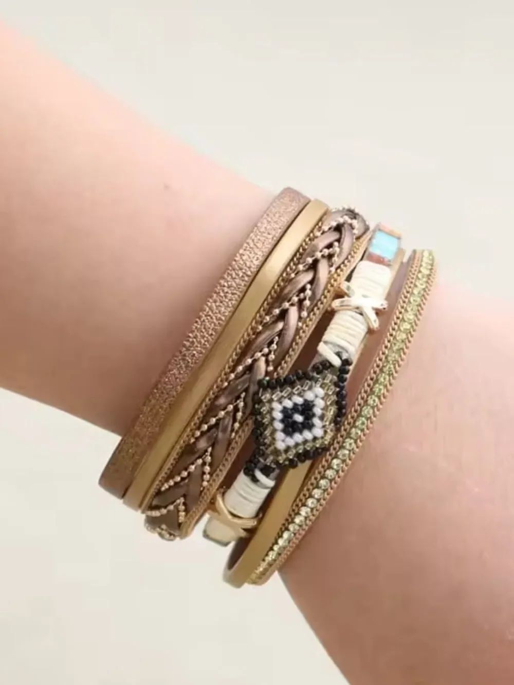 LEATHER BOHO BRACELET - Picture 2 of 4